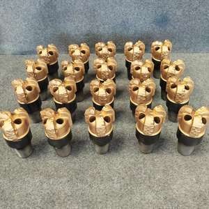 מקדחה <span class=keywords><strong>pdc</strong></span> יהלום קצת 98 מ "מ 3 להב <span class=keywords><strong>pdc</strong></span> זווית לקדוח קצת מים לקידוח פחם טוב מים - Product Image 2