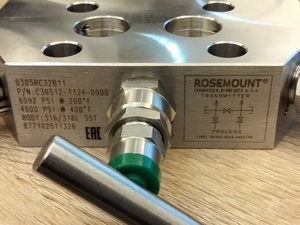 ชุดวาล์วรวมแบบอินทิเกรต Original New 0305 รุ่น Rosemounte0305rc22b11B4L4 304/306 แบบ 5 วาล์ว - Product Image 3