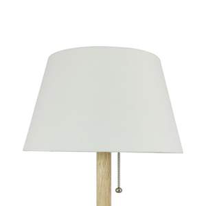 Lampade in legno di gomma legno natura decorare lampada da tavolo per la casa Base in legno lampada da scrivania TC paralume in tessuto illuminazione della camera da letto - Product Image 2