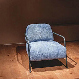 Silla de diseño de salón de piel de oveja mongol moderna de gama alta a medida, sillón de ocio con marco Tubular de Metal para dormitorio y sala de estar - Product Image 6