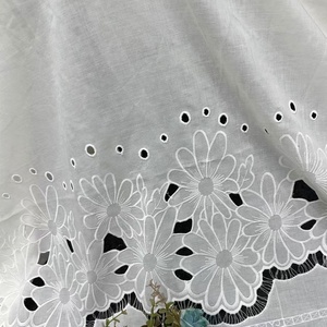 Nouvelle collection de tissus brodés en coton épais, dentelle de luxe rose fuchsia pour châle - Product Image 4