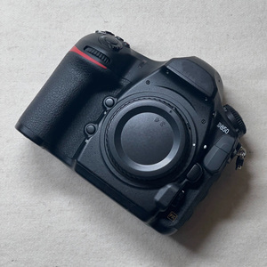 กล้อง Nikon D850 ความละเอียดสูง 45.7MP 4K UHD DSLR สำหรับการถ่ายภาพกีฬาและสัตว์ป่า - Product Image 4