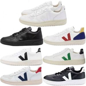 Chaussures de skate légères et respirantes en textile pour hommes 2026 |   Chaussures de course et de marche blanches d'été pour couples - Product Image 1