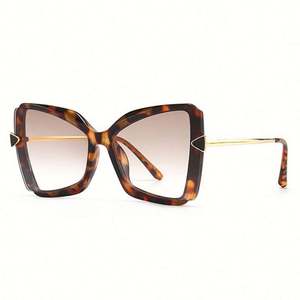 Gafas de Sol de Moda 2022, Diseño Retro con Estampado Floral, Montura de Aleación, Estilo Ojo de Gato, Tamaño Grande para Mujer - Product Image 3