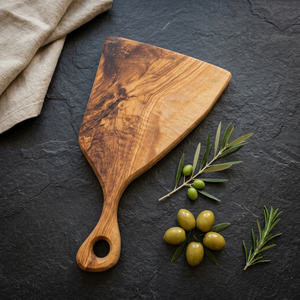 Planche à découper classique en bois avec surface lisse facile à nettoyer pour la préparation quotidienne des aliments, la cuisson, la pâtisserie, le service et les tâches de cuisine - Product Image 6