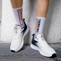 Chaussures de sport et de loisirs pour hommes, respirantes, en maille, semelle intermédiaire en PU, semelle extérieure en caoutchouc, design tendance printemps-été, vente en gros