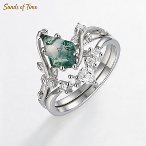 Anello <span class=keywords><strong>Solitario</strong></span> a Grappolo in Argento 925 con Moissanite Verde, Produzione Personalizzata all'Ingrosso per Clienti Femminili - Product Image 3