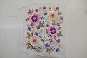 Tela de encaje bordada hecha a mano de la mejor calidad, vestidos de fiesta para niñas de trabajo pesado de la India, accesorios de técnicas tejidas de nuevo diseño - Product Image 3