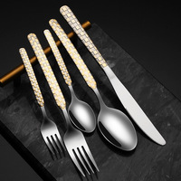 Ensemble de couverts réutilisables en acier inoxydable Dingyong OEM/ODM, design moderne et simple, respectueux de l'environnement (couteau, fourchette, cuillère) pour le camping et l'hôtellerie