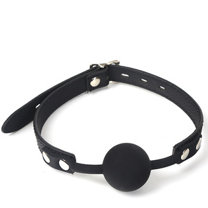 ที่ปิดปากซิลิโคนสีดำทรงกลมสำหรับผู้ใหญ่ ใช้สำหรับการเล่นแบบ BDSM - Product Image 1