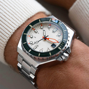 Reloj de Pulsera para Hombre, Mecánico, de Acero Inoxidable, Resistente al Agua, con Caja de Zafiro, Movimiento Automático, Súper Luminoso, con Calendario - Product Image 5