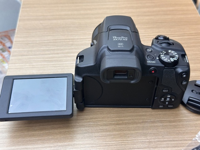 Good Condition Used Cannons Powers Shots SX70 HS 65x Zoom 4K Pocket Super-telephoto Cameras