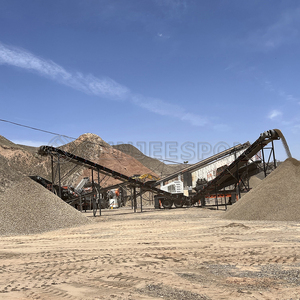 2 3 <span class=keywords><strong>4</strong></span> Decks Rock Screen <span class=keywords><strong>Grizzly</strong></span> Screening Plants Portable Aggregate Wheel Type Mobile Screen Mining - Product Image 5