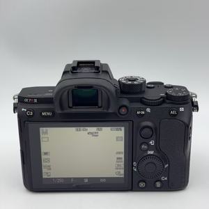 중고 소니 A7R III 24-70 렌즈 포함, 전문가용 미러리스 카메라, 브이로그용 중고 풀프레임 카메라, 4K 고화질 출력 - Product Image 4