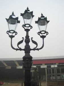 <span class=keywords><strong>Lampadaire</strong></span> de jardin noir en fonte <span class=keywords><strong>forgé</strong></span> de l'Ouest - Product Image 5