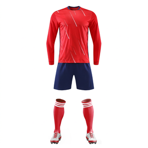 Set Personalizzato di Maglie da <span class=keywords><strong>Calcio</strong></span> Sublimate a Maniche Lunghe, Kit Uniforme da <span class=keywords><strong>Calcio</strong></span> Traspirante ad Asciugatura Rapida in Poliestere con Pantaloncini e Calzini - Product Image 4