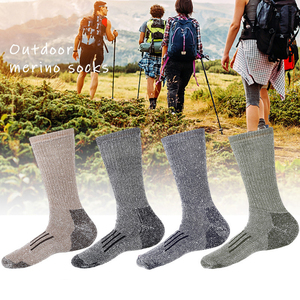 <span class=keywords><strong>Chaussettes</strong></span> de <span class=keywords><strong>ski</strong></span> en laine mérinos pour femmes pour l'hiver par temps froid <span class=keywords><strong>Chaussettes</strong></span> de performance thermiques chaudes pour les voyages, le travail, la randonnée et la chasse - Product Image 1