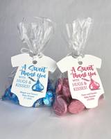 Étiquettes de cadeau pour baby shower « Hugs Kisses » durables et imperméables pour filles et garçons, fournitures cadeaux, décoration de baptême bébé