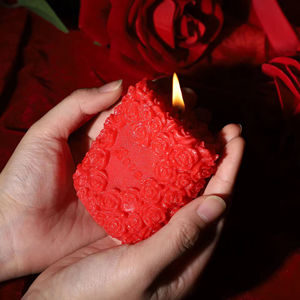 Low Temperature Romantic Simple Handmade Rose Aromatherapy <b>Candle</b> - Product Image 4