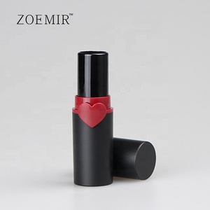 Conteneurs de baume à lèvres de haute qualité en gros emballage de tube de <span class=keywords><strong>rouge</strong></span> à lèvres d'anneau de coeur noir mat et <span class=keywords><strong>rouge</strong></span> - Product Image 4