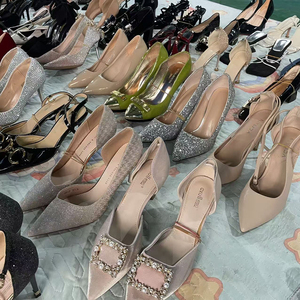 أحذية مستعملة بكعب عالٍ مستعملة للبيع بالجملة أحذية إيطالية عالية الجودة مريحة أزياء السيدات أحذية مختلطة النمط - Product Image 4