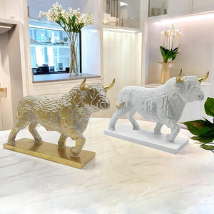 Novedad transfronteriza: Adorno de resina epoxi simple con diseño de bloques de construcción esculpidos, estilo robusto, artesanía de arte popular para decoración del hogar y sala de estar. - Product Image 1