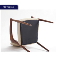 Chaise de meubles de salle à manger italienne de luxe, accoudoir décontracté en bois massif, chaises de restaurant personnalisées en bois blanc confortables d'intérieur