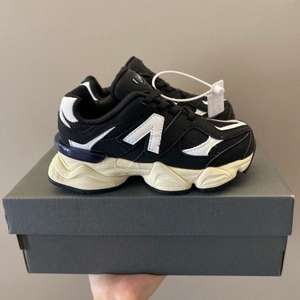 Chaussures pour enfants de qualité supérieure 9060 – <span class=keywords><strong>Baskets</strong></span> décontractées légères à lacets pour garçons et filles, idéales pour l'extérieur - Product Image 3