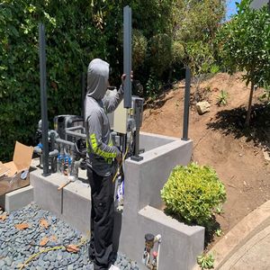 Poteaux de clôture métalliques robustes <span class=keywords><strong>pour</strong></span> éclairage solaire, avec capuchon et base – Vente directe usine - Product Image 4