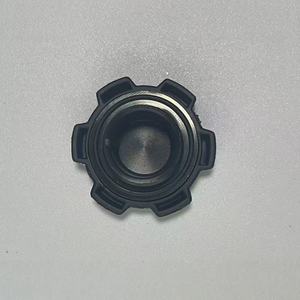 Tapón de llenado de aceite adecuado para varios modelos de <span class=keywords><strong>Toyota</strong></span> como Corolla, <span class=keywords><strong>Land</strong></span> <span class=keywords><strong>Cruiser</strong></span> <span class=keywords><strong>Prado</strong></span>, etc. - Product Image 3