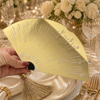 Menu de mariage de luxe en acrylique en forme d'éventail, carte de menu en acrylique doré avec pompon pour la décoration de table de mariage, réception de banquet