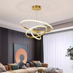 Lampadari <span class=keywords><strong>a</strong></span> <span class=keywords><strong>LED</strong></span> Moderni <span class=keywords><strong>a</strong></span> Forma di Anello, Illuminazione da Soffitto Rotonda per Interni, Luci Pendenti Decorative per Soggiorno, Camera da Letto, Ristorante, in Metallo - Product Image 1