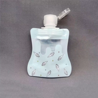 Pochette souple personnalisée en plastique avec bouchon à clapet et bec verseur pour gel désinfectant pour les mains, échantillons cosmétiques, emballage pour shampoing, sachet stand-up