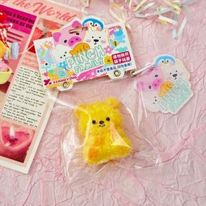Juguete Blandito al por Mayor <span class=keywords><strong>de</strong></span> TPR <span class=keywords><strong>de</strong></span> Grado Alimenticio, Pequeño Oso Animal, Perro West Highland White Terrier, Colgante, Juguetes Antiestrés para Apretar - Product Image 5