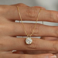 Collier pendentif en argent sterling 925 classique à quatre griffes avec moissanite pour femme, polyvalent pour le quotidien, cadeau de fête