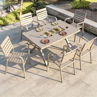 Table de barbecue d'extérieur moderne et personnalisable, durable, avec plateau amovible, imperméable, et ensemble table et chaises pour repas en plein air