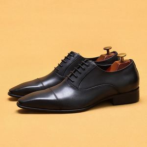 Chaussures Oxford pour hommes à trois œillets, style britannique, bout pointu, noires, de luxe, de créateur, élégantes en cuir - Product Image 4