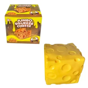 Venta al por mayor de juguetes de queso gigantes, suaves y adorables, de rebote lento, de TPR, novedosos y antiestrés. - Product Image 2