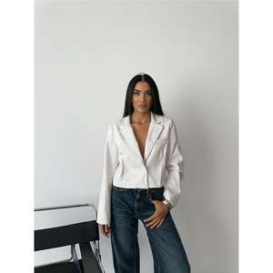 Chaqueta Corta de Cuero Vacuno Blanco con un Solo Botón, Forro de Nailon, Apliques y Decoración de Patchwork, Estilo Occidental para Otoño y Primavera - Product Image 2