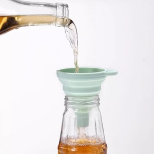 Funil dobrável personalizado do silicone do produto comestível do funil do silicone da cor para o funil dobrável portátil da transferência líquida do óleo - Product Image 3