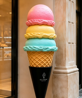 Sculpture décorative en forme de cornet de glace : Illuminez votre espace avec des designs créatifs, durables et accrocheurs
