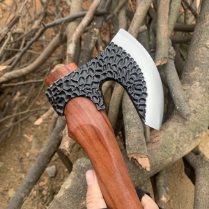 Rìu cắm trại ngoài trời bằng thép Damascus thủ công với cán gỗ công nghiệp cao cấp, bao da bảo vệ, dành cho việc tự chế rìu - Product Image 3
