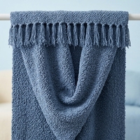 Couverture en jacquard nordique Serene Plush Popcorn, tapis à franges nouées à la main en chenille bleu poussière pour la maison, l'hôtel, le canapé, toutes saisons