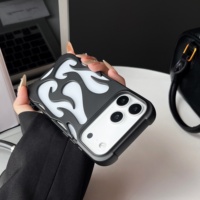 Coque de téléphone d'été en TPU souple et respirant, ajourée, antichoc 3D motif flamme pour iPhone Air 17 16 15 14 13 12 11 Pro Max
