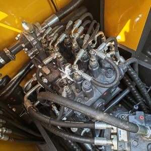 Económico para Excavadora de Orugas Xe155ga/Xe155D/XE150 de 15 Toneladas con Motor Potente y Transmisión Confiable - Product Image 6