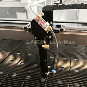 Machine de découpe laser CNC LaserMen-1825 avec caméra CCD pour chaussures, sacs, vêtements, cuir, PU, textiles, plastiques - Product Image 4