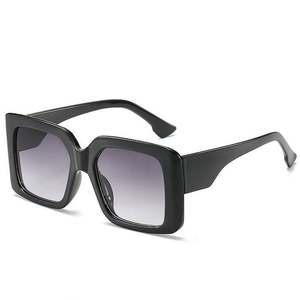 Gafas de Sol Retro de Moda 2021 con Degradado, Montura Grande, Protección UV400, Gafas de Sol Cuadradas Extra Grandes para Mujer - Product Image 4