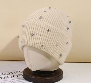 Gorros de Punto de Piel de Conejo de Moda al por Mayor para Mujer, Cálidos para Invierno, Adornados con Pedrería y Cristales - Product Image 6