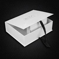 Boîte cadeau pliante blanche personnalisée avec ruban noir pour cadeaux de détail, impression de logo personnalisée, OEM ODM, vente en gros