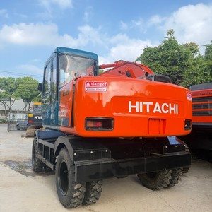 Excavadora Usada Hitachi EX100WD con Ruedas de Goma, 10 Toneladas, Cucharón de Excavación, Neumáticos Usados, en Venta a Precio Económico - Product Image 6